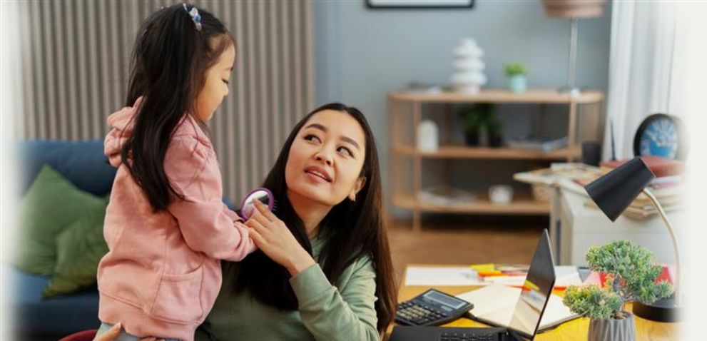 How to Balance Work and Parenting: Tips for Urban Moms